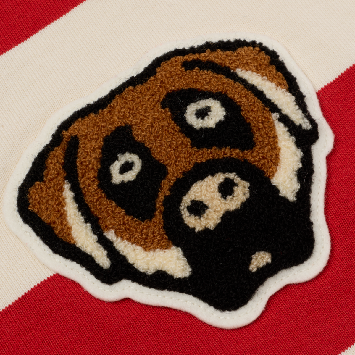 DOG LOGO RUGBY (RED/WHITE)